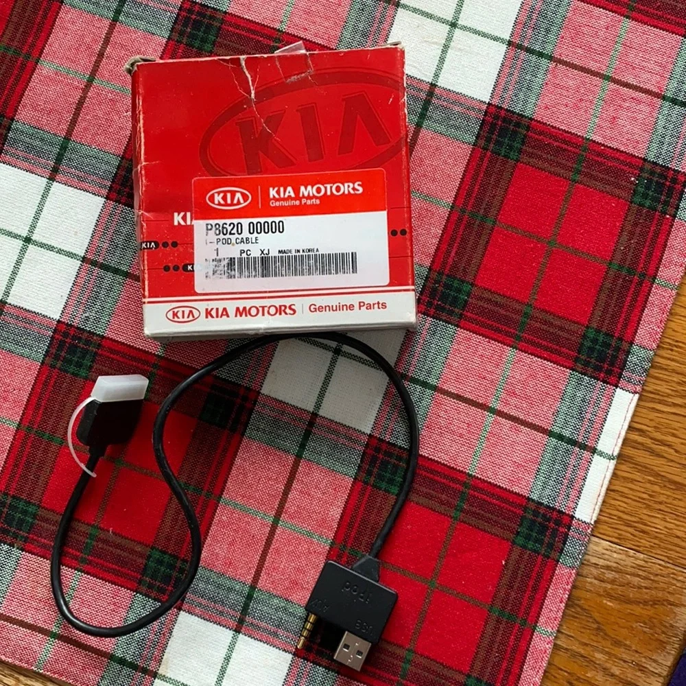 KIA MOTORS IPOD CABLE